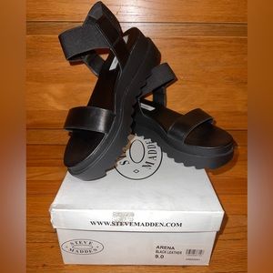 Steve Madden black platform sandals